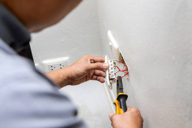 Best Commercial Electrician Services  in Long Grove, IL